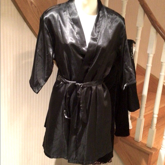 Other - ⬇️Price Drop⬇️Black satin O/S bridesmaid written in rhinestones robe like new